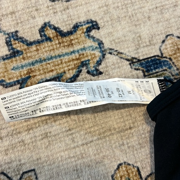 Women’s Medium Sports Bra - Picture 2 of 6